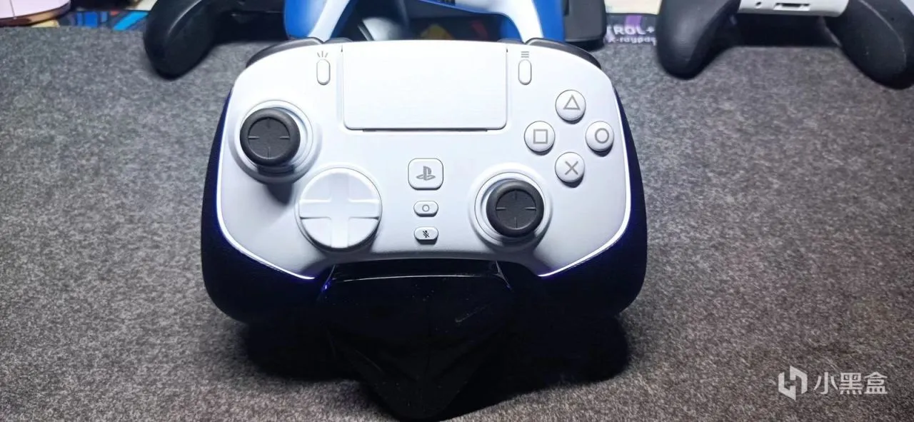 ps5精英手柄，求好不求全，很挑人的雷蛇幻影战狼V2专业版