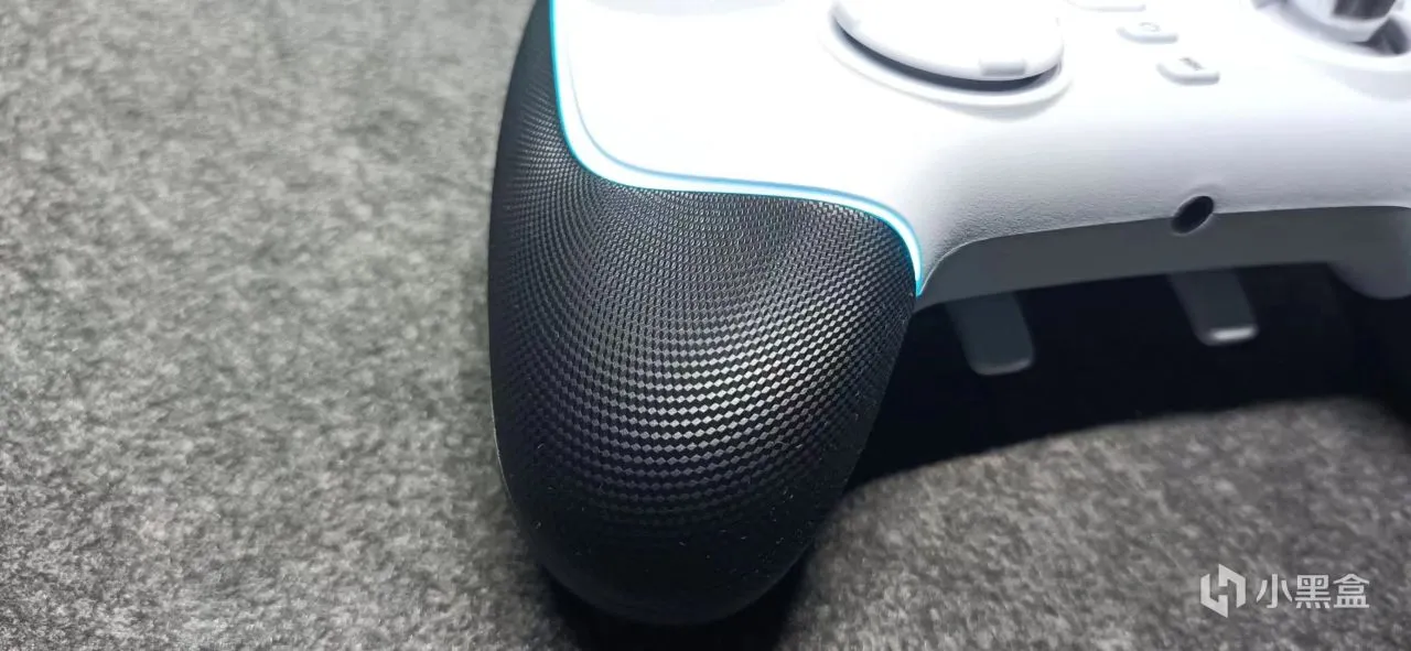 ps5精英手柄，求好不求全，很挑人的雷蛇幻影战狼V2专业版