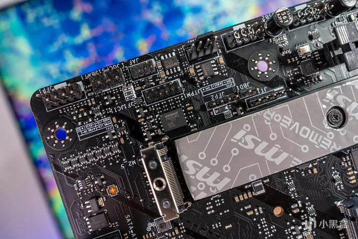 经典暗黑碳纤纹二代目——微星Z790第二代CARBON暗黑主板开箱测评