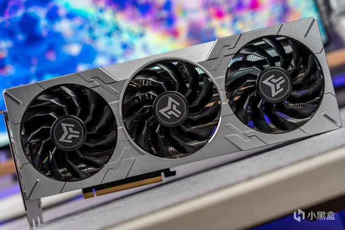 经典暗黑碳纤纹二代目——微星Z790第二代CARBON暗黑主板开箱测评
