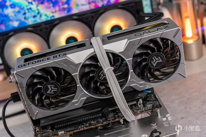 经典暗黑碳纤纹二代目——微星Z790第二代CARBON暗黑主板开箱测评