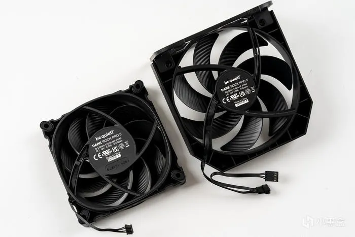 酷黑小爽——DARK ROCK PRO5+迫击炮2+索泰4060TI+乔思伯D300装机