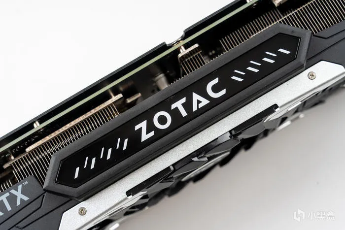 酷黑小爽——DARK ROCK PRO5+迫击炮2+索泰4060TI+乔思伯D300装机