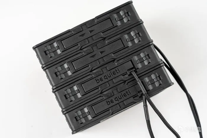 酷黑小爽——DARK ROCK PRO5+迫击炮2+索泰4060TI+乔思伯D300装机