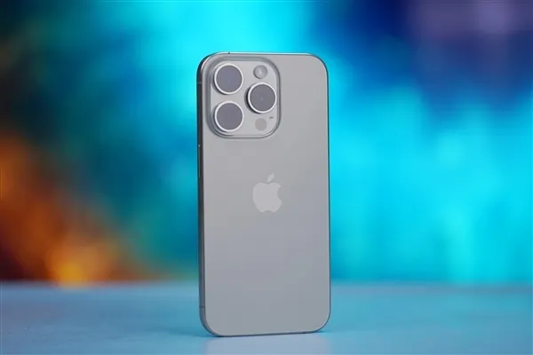 前OPPO副总裁锐评iPhone信号，呼吁苹果多学安卓厂商