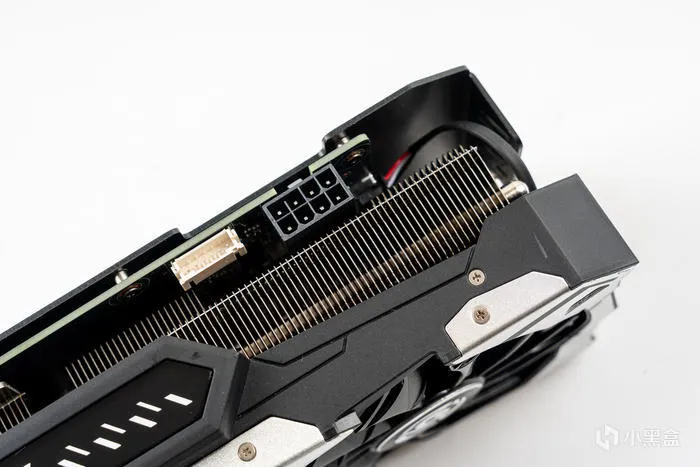 酷黑小爽——DARK ROCK PRO5+迫击炮2+索泰4060TI+乔思伯D300装机
