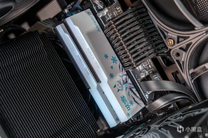 酷黑小爽——DARK ROCK PRO5+迫击炮2+索泰4060TI+乔思伯D300装机