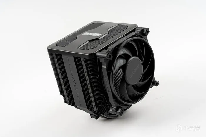 酷黑小爽——DARK ROCK PRO5+迫击炮2+索泰4060TI+乔思伯D300装机