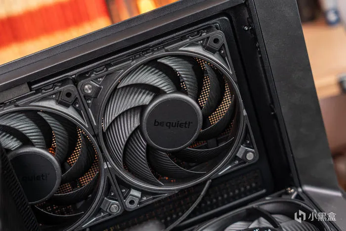 酷黑小爽——DARK ROCK PRO5+迫击炮2+索泰4060TI+乔思伯D300装机