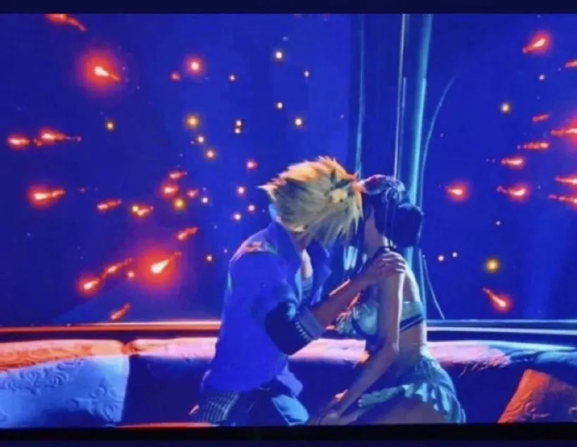 最终幻想七重生经销商泄露？！超赞泳装和KISS？？