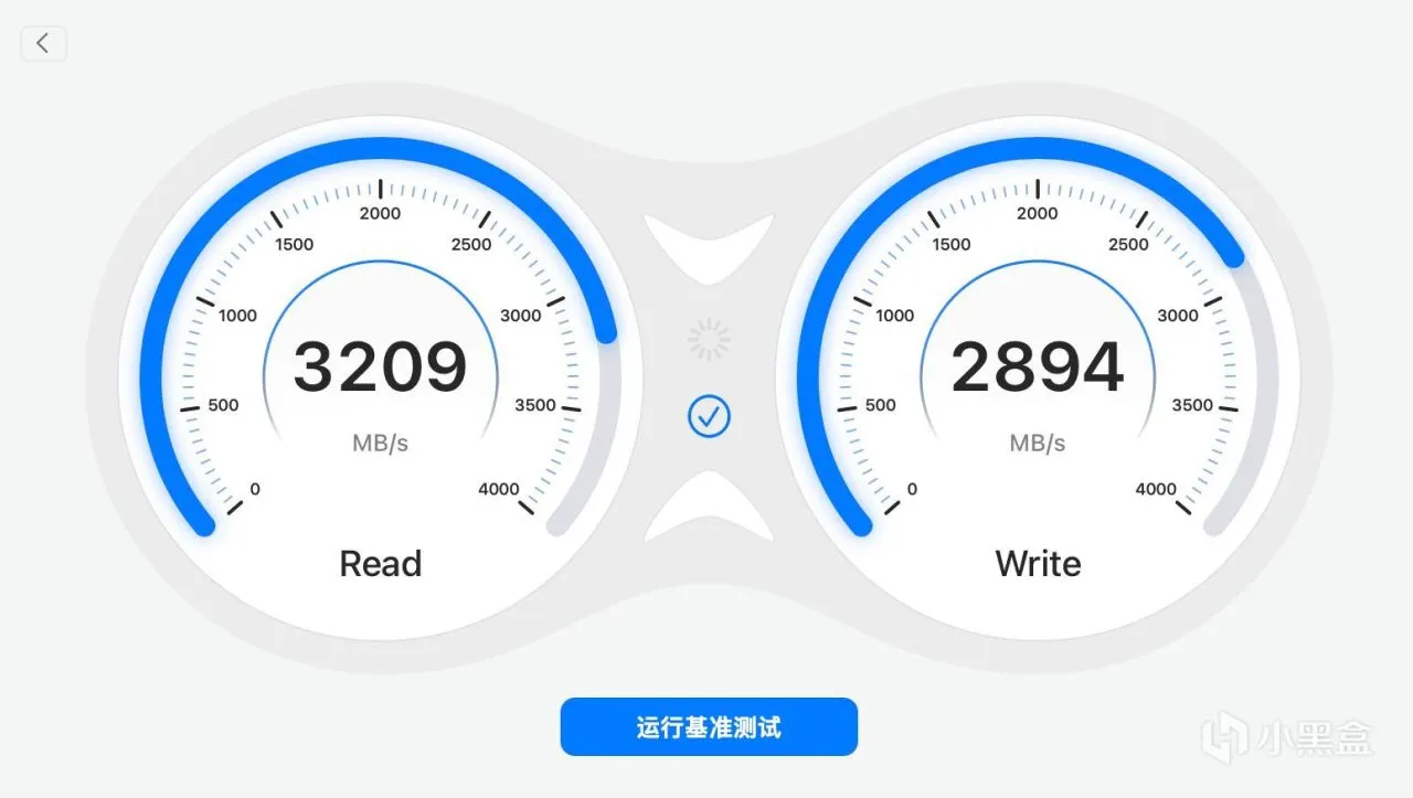 硬盘盒律动ARGB灯效：海康存储USB4 SSD硬盘盒（MDS4）测速体验