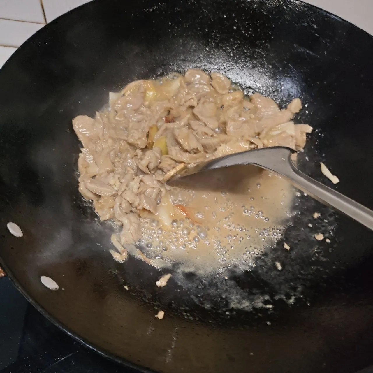 【小厨房】一份有手就会的超好吃万能炒肉模板！