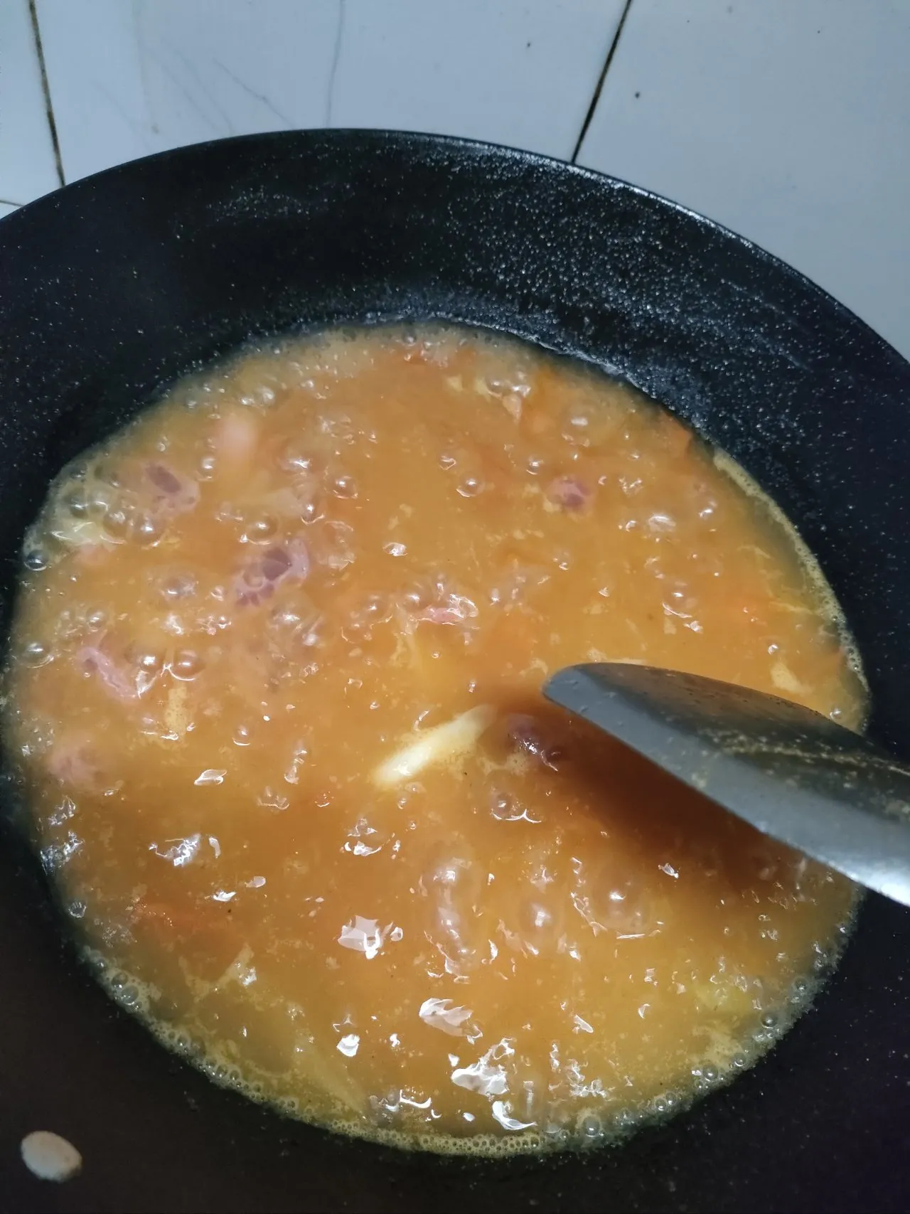 【小厨房】超简单超好吃的火锅番茄锅汤底！