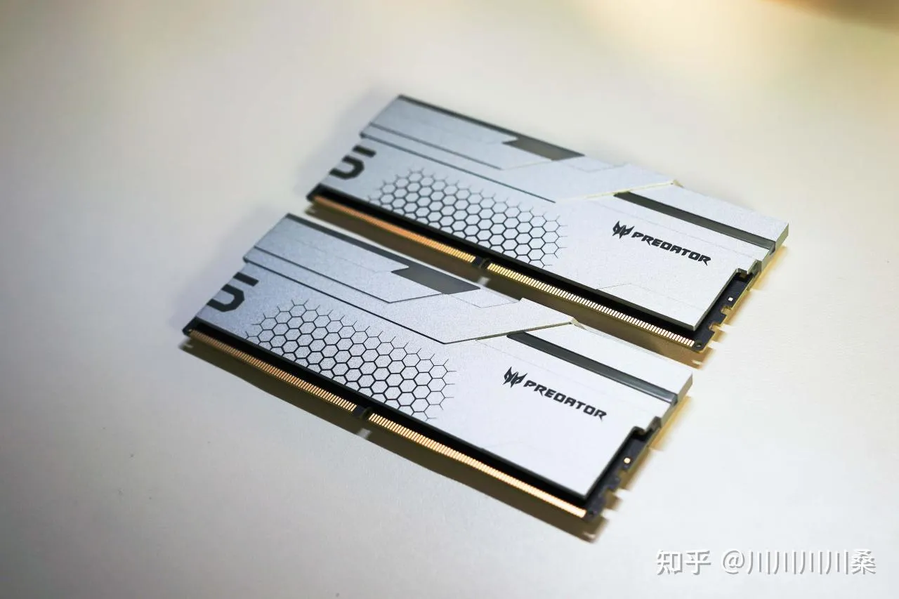 解决DDR5高频内存的容量问题丨宏碁冰刃72000MHz内存超频测试
