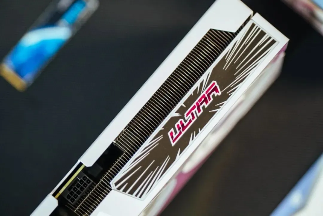 iGame GeForce RTX 4070 SUPER Ultra抢先看：用波普打破次元壁