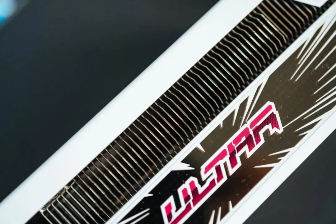 iGame GeForce RTX 4070 SUPER Ultra抢先看：用波普打破次元壁