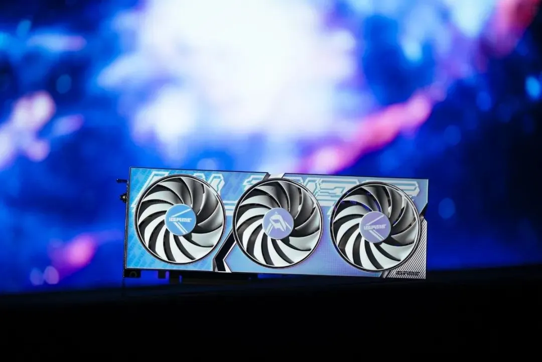 iGame GeForce RTX 4070 SUPER Ultra抢先看：用波普打破次元壁