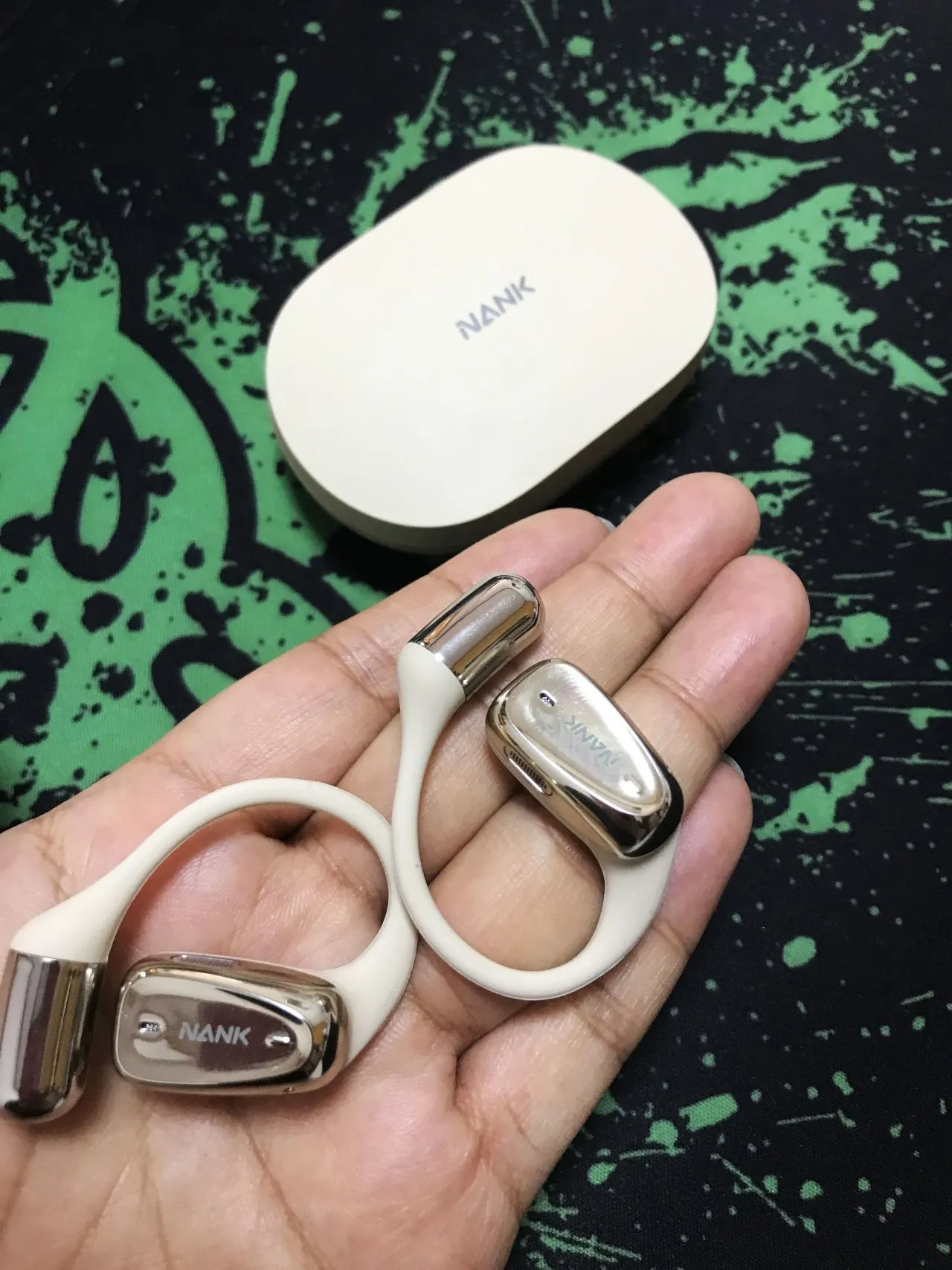 开放式耳机新时尚：南卡OE MIX体验，音质舒适兼具的性价比王