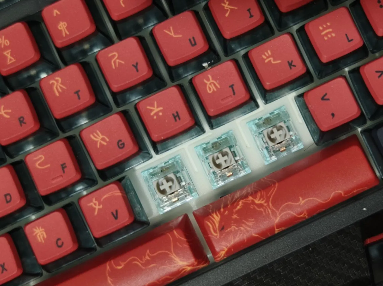 量产模块化键盘该怎么做？——小呆虫GK87Pro V2.0开箱
