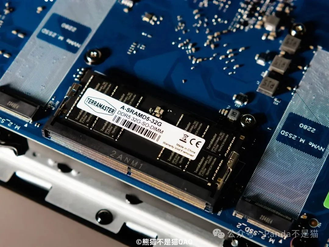 性能再上一层楼，最“易”上手的专业性NAS—铁威马F4-424 Pro