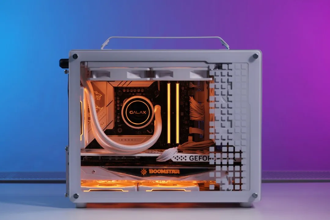 紧凑型M-ATX机箱又添神作：乔思伯Z20搭配14600K+4070Super装机