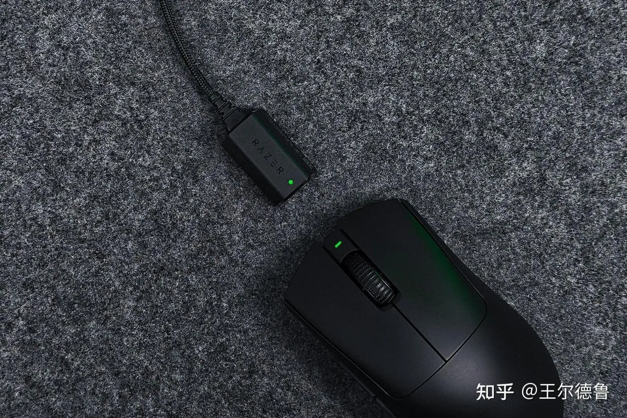 经典再升级，支持原生无线8K轮询率，雷蛇炼狱蝰蛇V3专业版体验