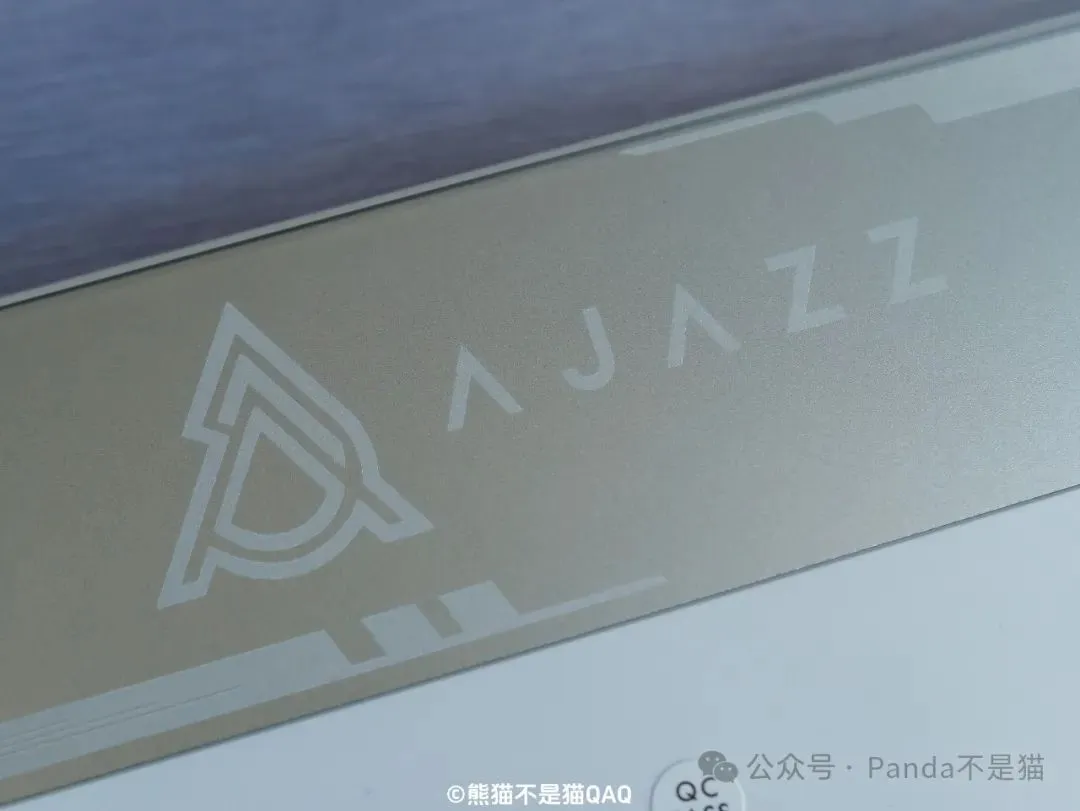 键盘还能这么玩？既是键盘也是Stream Deck！黑爵AKP815实测