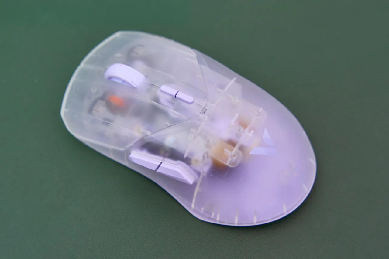 无线电竞鼠标有多卷？雷柏为中小手型再上新旗舰，VT9Air新王来袭