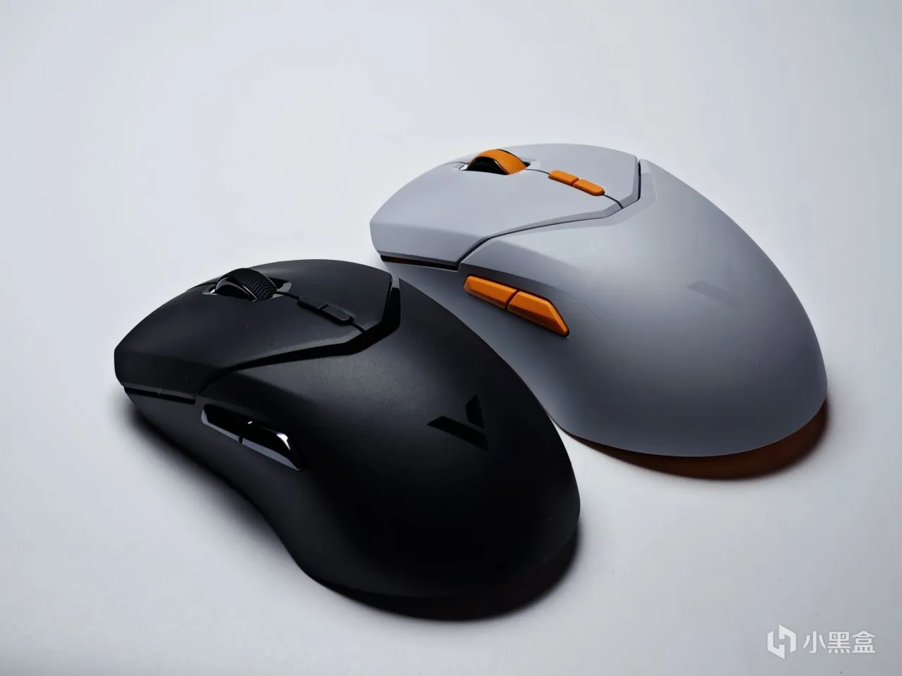 一次性包揽大中小手？好用不贵的雷柏VT9PRO彩色+雷柏VT9PRO MINI