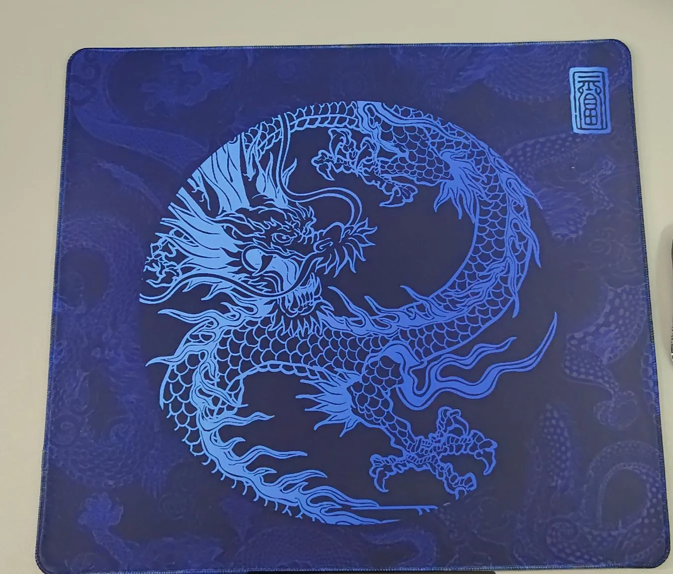 防水神器？49块钱的鼠标垫现在都那么强了吗？黑著一代鼠标垫
