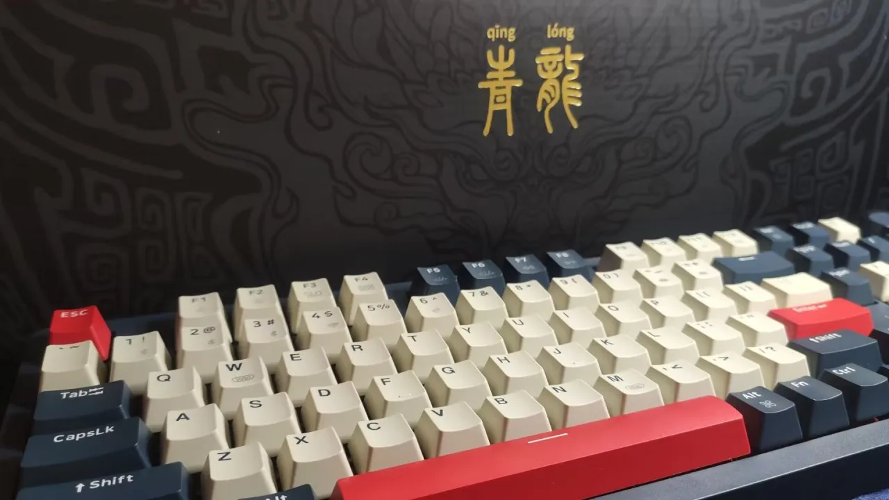 三模机械键盘，国风水墨画配色！你也是来卷的吧？SKN青龙3.0