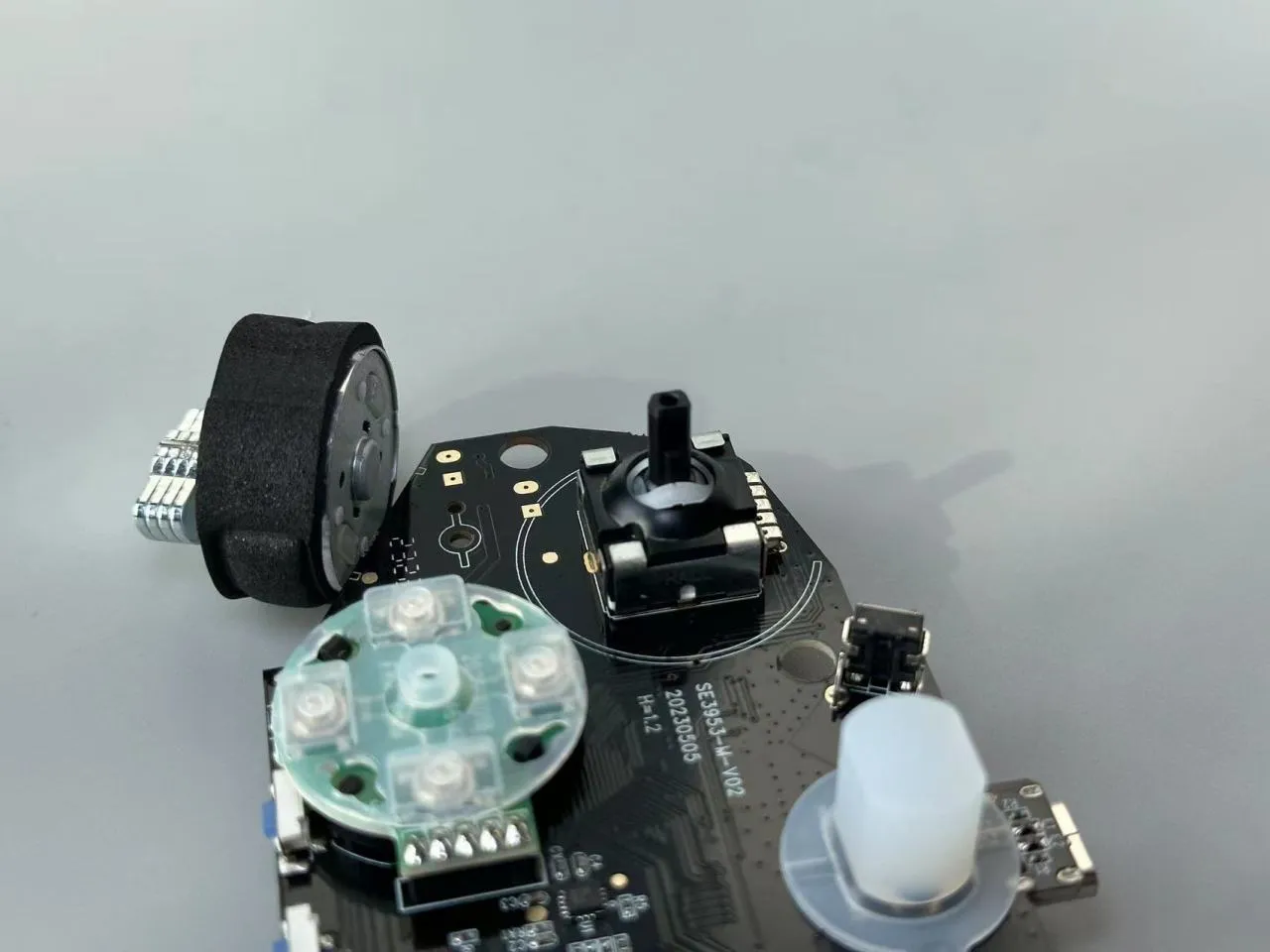 百元能DIY 且拥有双霍尔的手柄——奕狐 失落遗迹