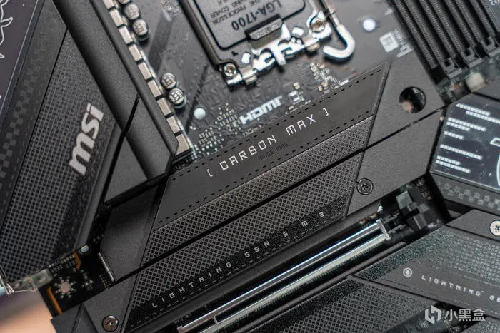 经典暗黑碳纤纹二代目——微星Z790第二代CARBON暗黑主板开箱测评