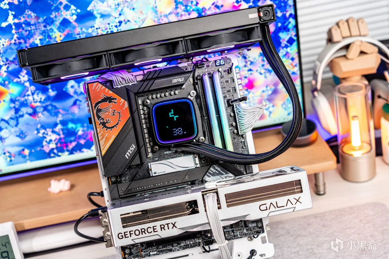 经典暗黑碳纤纹二代目——微星Z790第二代CARBON暗黑主板开箱测评