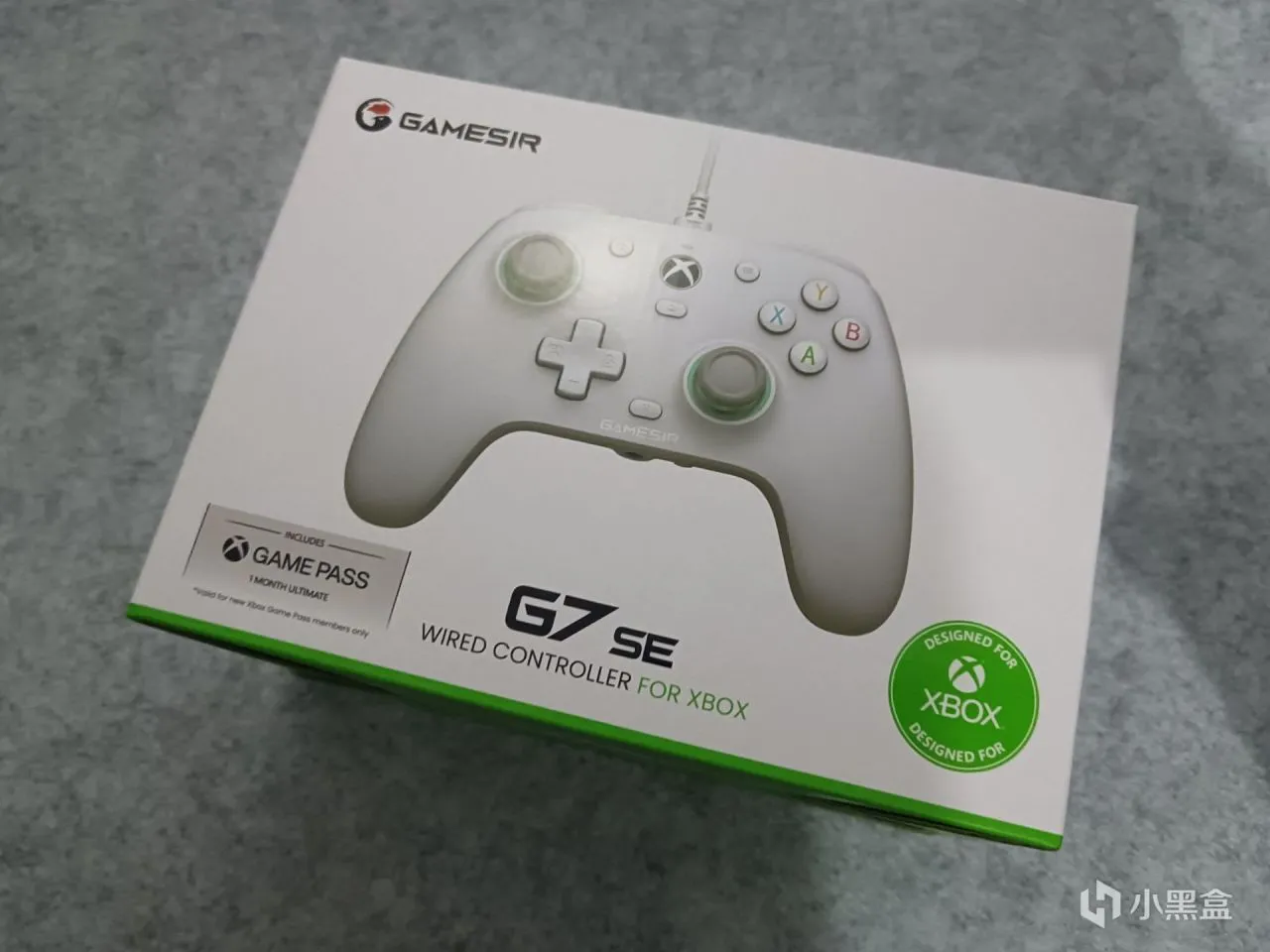 首款搭载霍尔摇杆的微软授权手柄----盖世小鸡G7SE