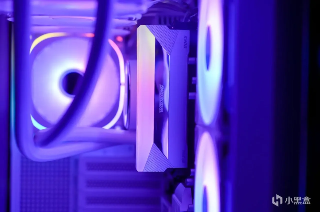 背插+纯白的战术信仰！微星B760M PROJECT ZERO+白刃机箱装机实测