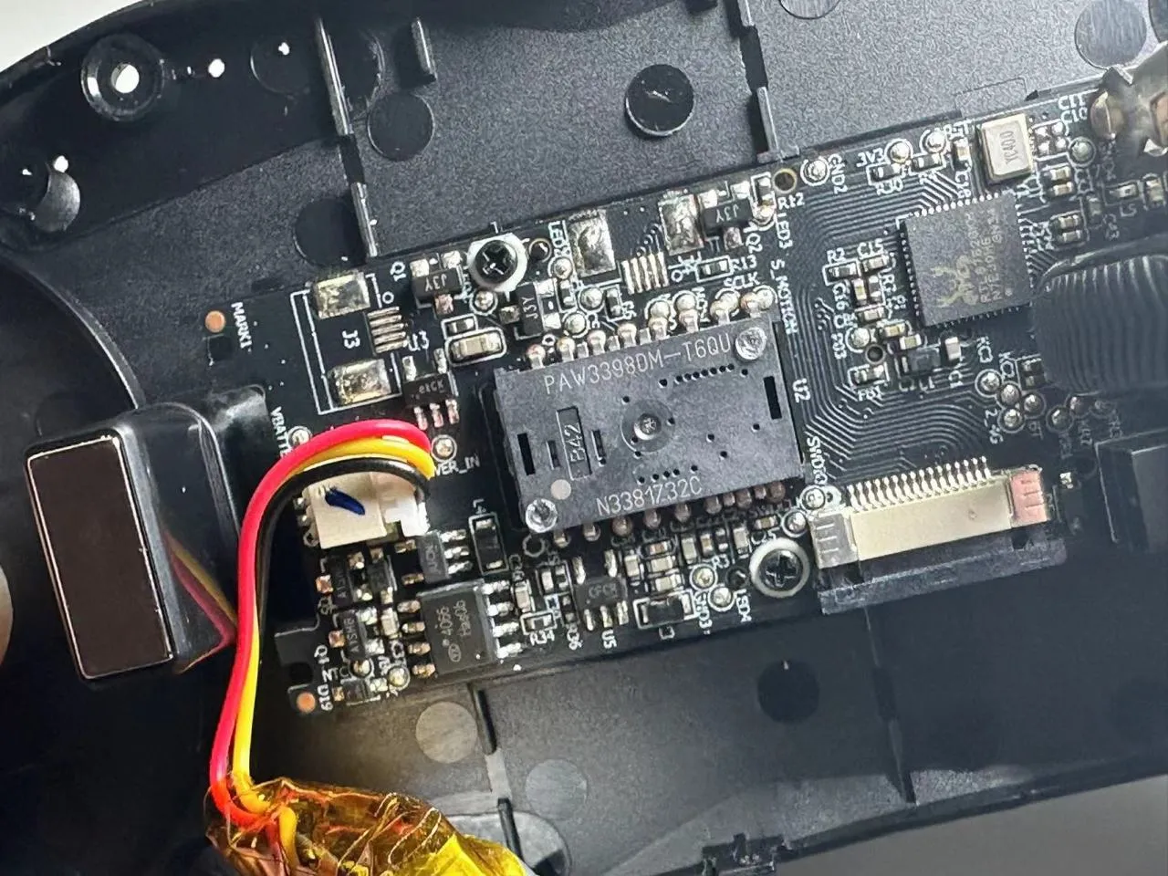 微型nano4K接收器 有线8KHz这次算是补全了VT9系列——雷柏VT9Air