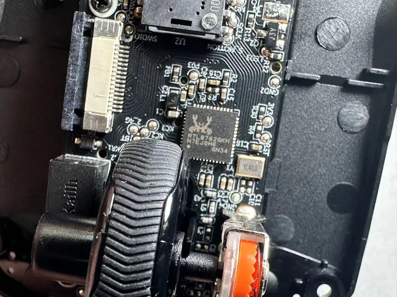 微型nano4K接收器 有线8KHz这次算是补全了VT9系列——雷柏VT9Air
