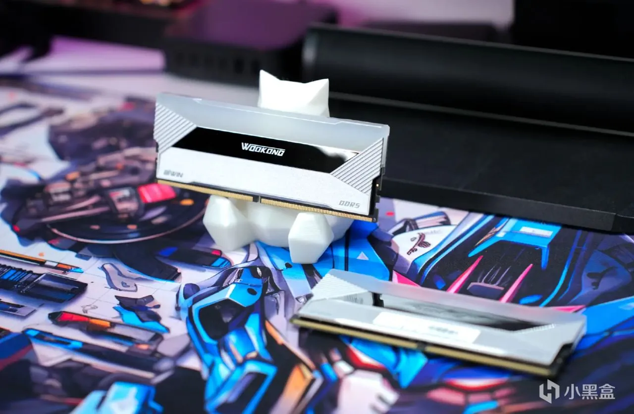 背插+纯白的战术信仰！微星B760M PROJECT ZERO+白刃机箱装机实测