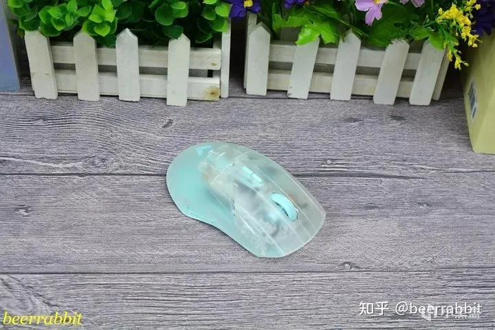 雷柏VT9 air双模无线鼠标体验：8KHz回报率 美观半透外壳