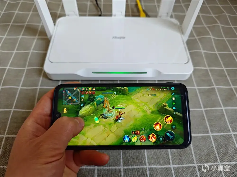 锐捷雪豹，百元价位电竞路由器，为您开启专属游戏WiFi