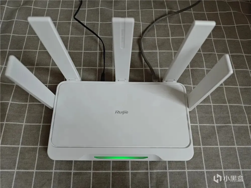 锐捷雪豹，百元价位电竞路由器，为您开启专属游戏WiFi