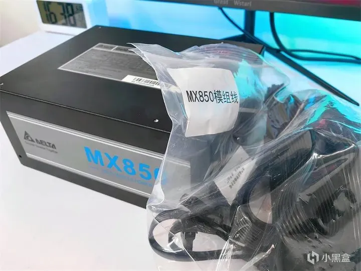 装机最不建议省的就是电源，拆开台达 MX850W金牌全模电源看行不