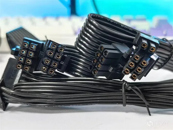 装机最不建议省的就是电源，拆开台达 MX850W金牌全模电源看行不
