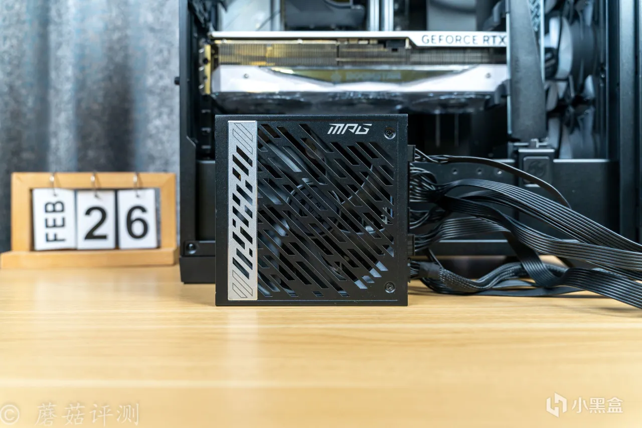 外观、灯效酷炫，散热效能非常强，微星寒霜D360水冷散热器 评测