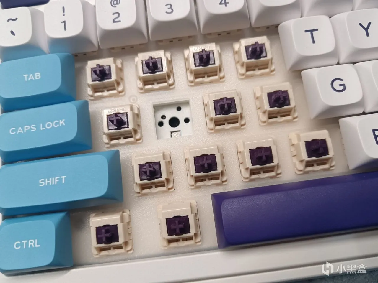 珂芝，你可算是搞上性价比了，K75Lite黑盒首发