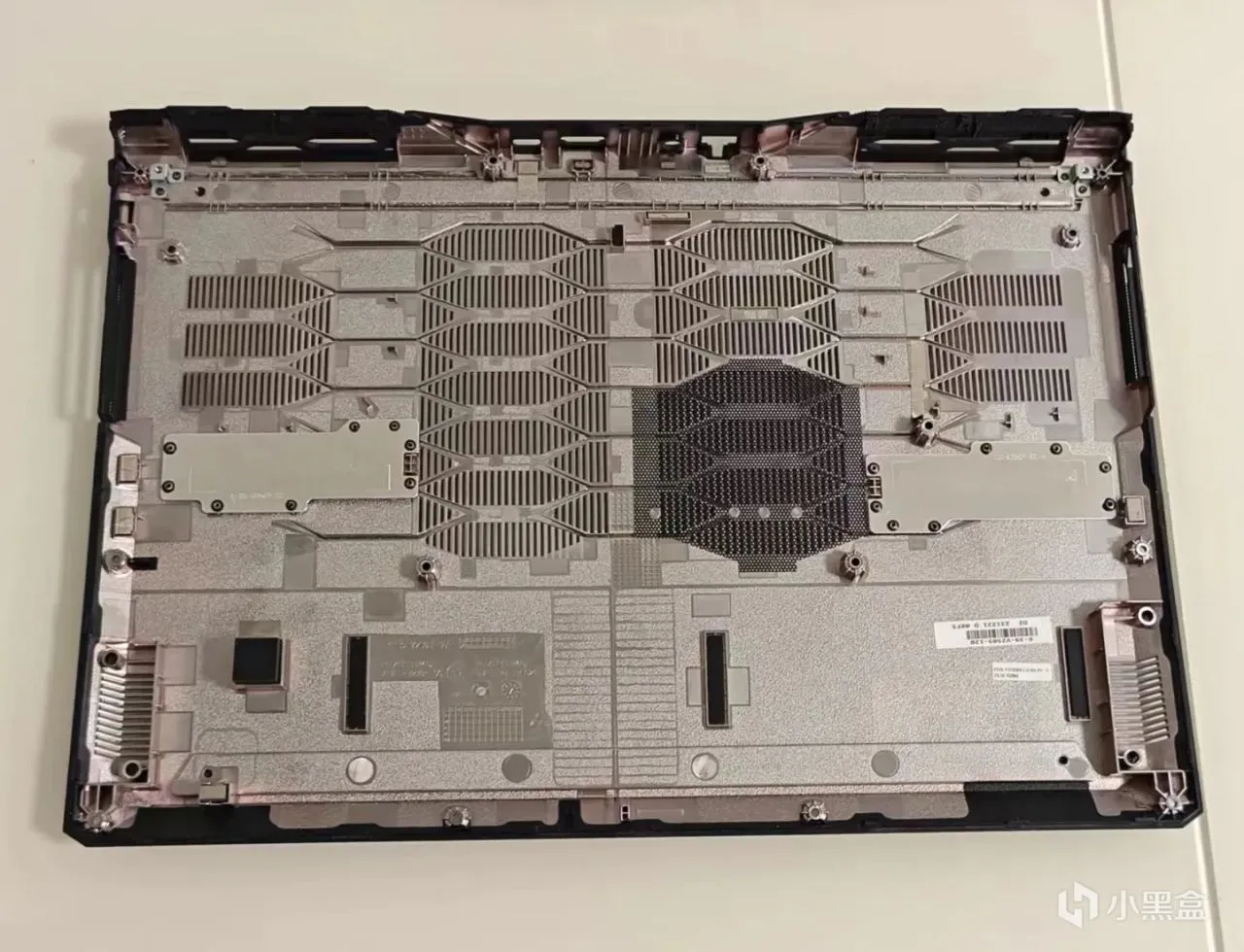 5899元，13代i7 +RTX 4060 七彩虹 隐星P15 游戏本开箱实测