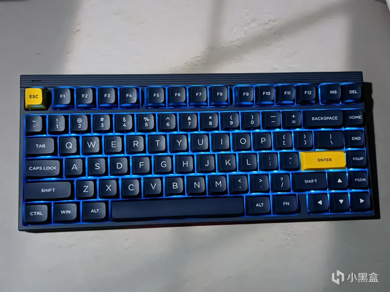四百价位少有的三模复古打字机设计——HEXCORE W800（长文警告）