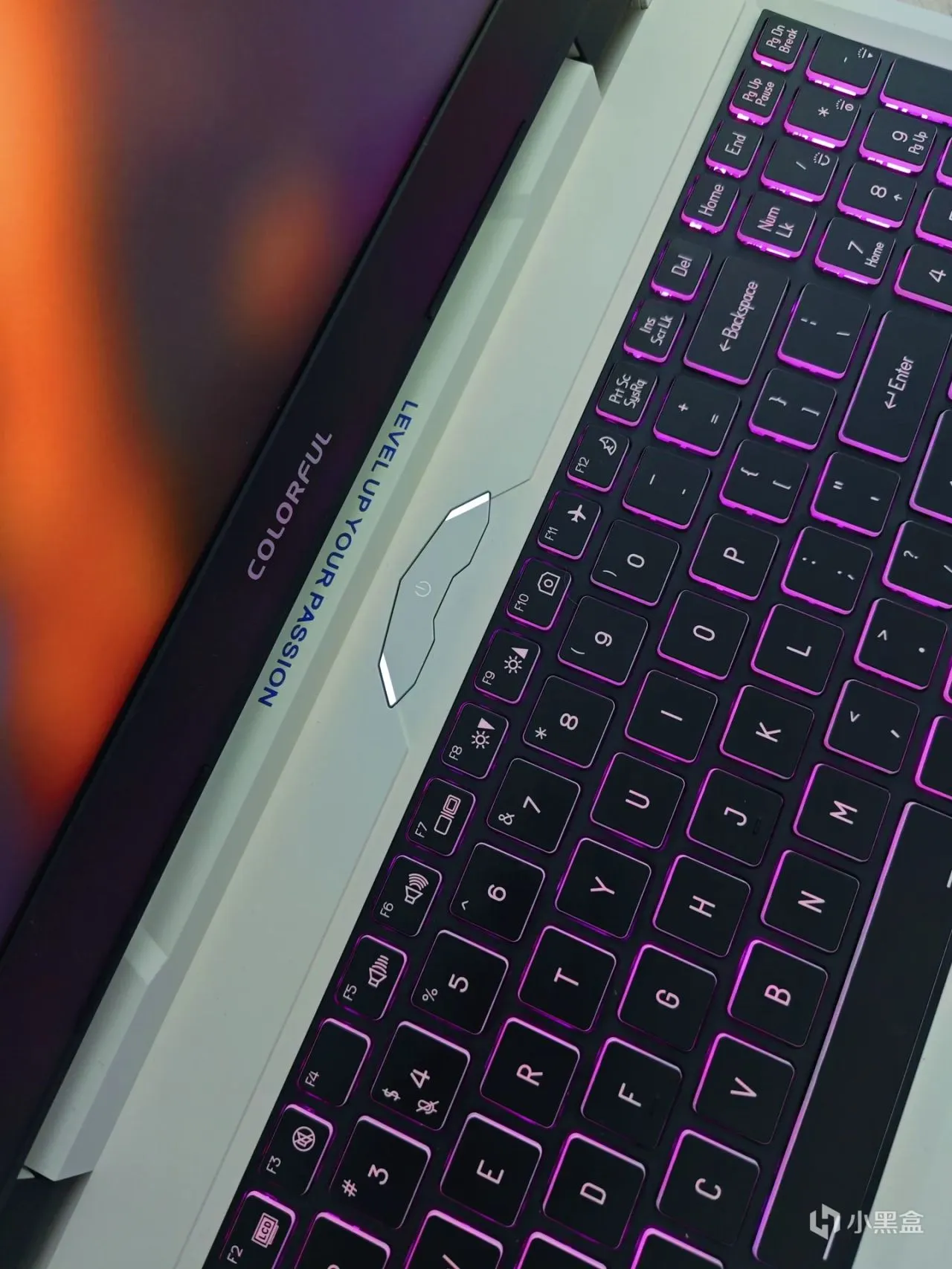 5899元，13代i7 +RTX 4060 七彩虹 隐星P15 游戏本开箱实测
